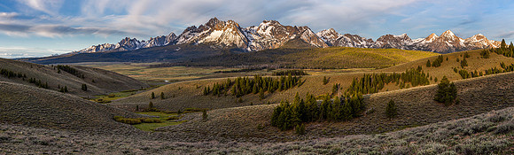 Nip 'N Tuck sunrise Pano2